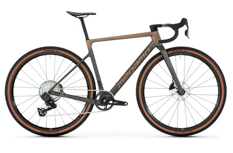 BICICLETA MEGAMO SILK 04 2026 NEGRO
